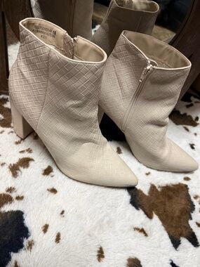 BAMBOO Cream Woven Pointed-Toe Ankle Booties